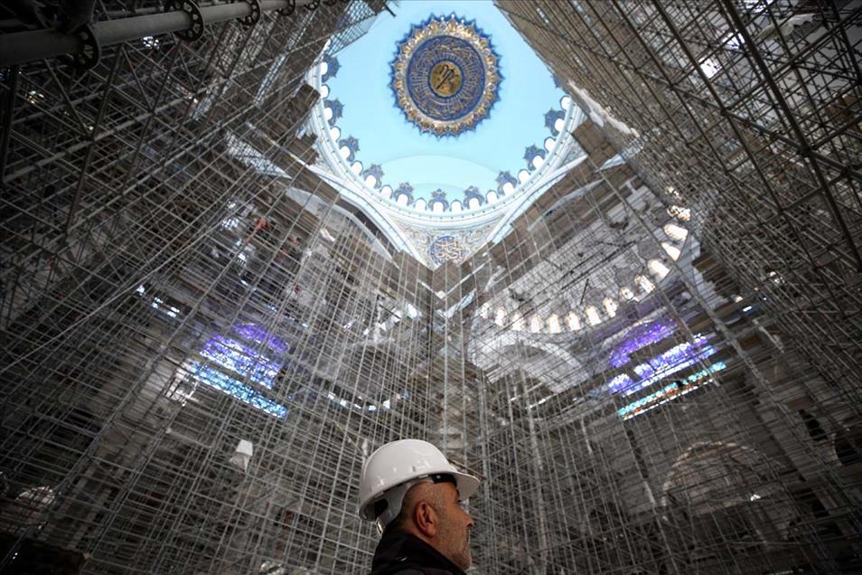 Construcción de la mezquita de Camlica en Estambul