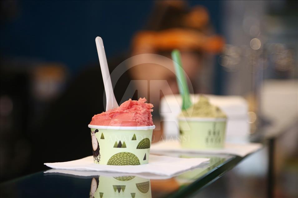 Omiljena destinacija slatkoljubaca: Slatko-slani sladoledi i neobični okusi u centru Beograda