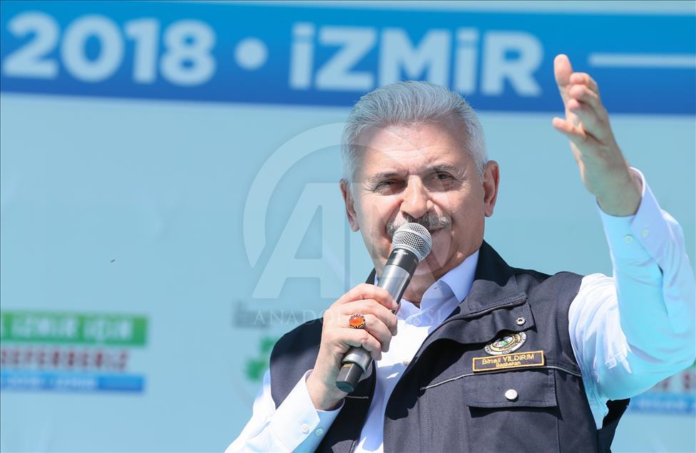 Başbakan Binali Yıldırım İzmir’de