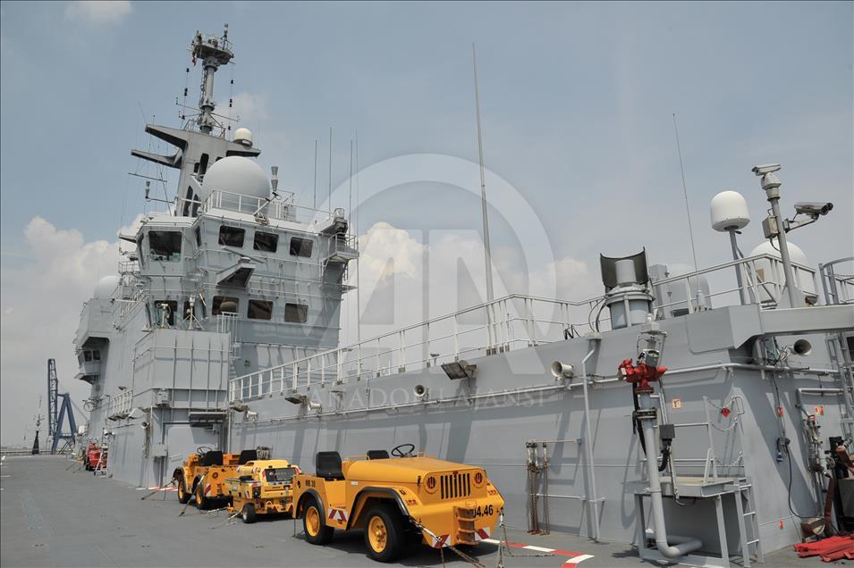 Angkatan Laut Perancis Jeanne d'Arc tiba di Jakarta