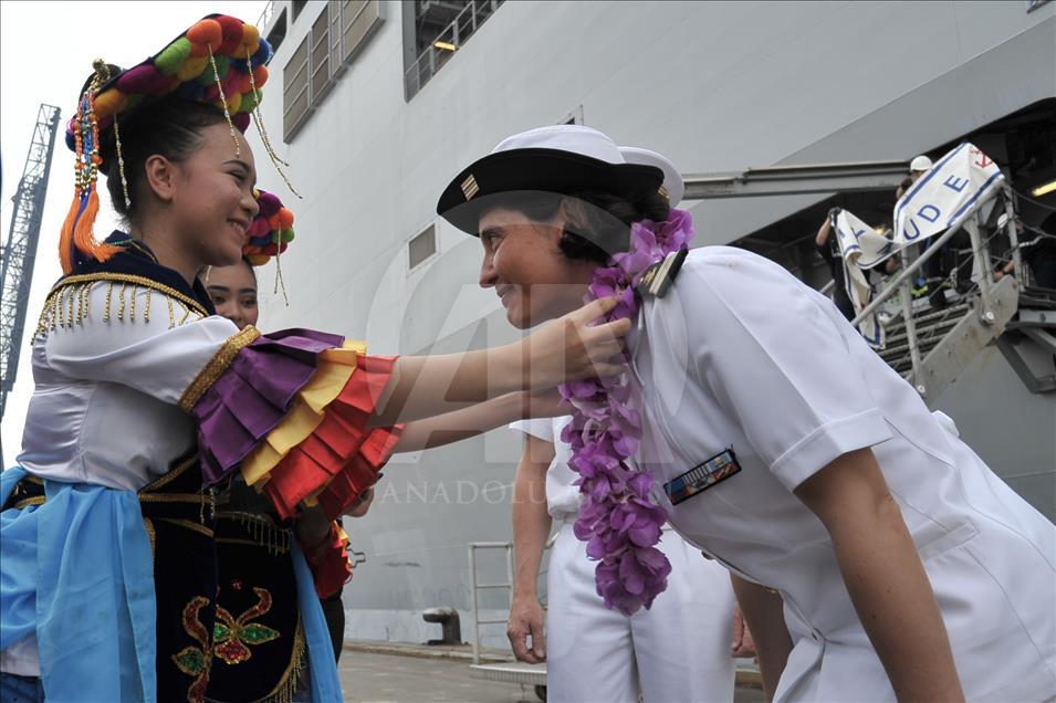 Angkatan Laut Perancis Jeanne d'Arc tiba di Jakarta