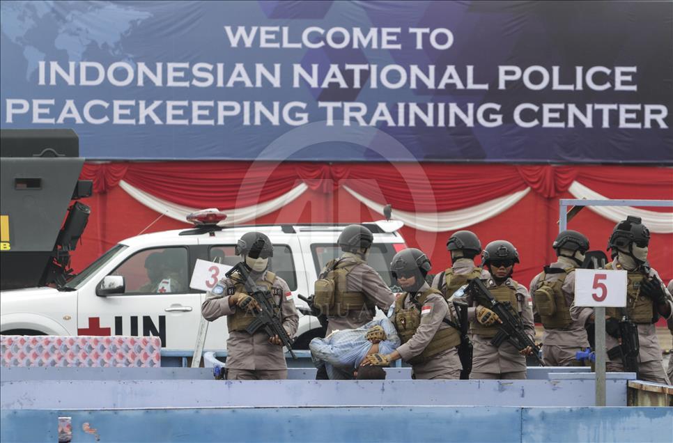 Latihan POLRI untuk misi perdamaian PBB