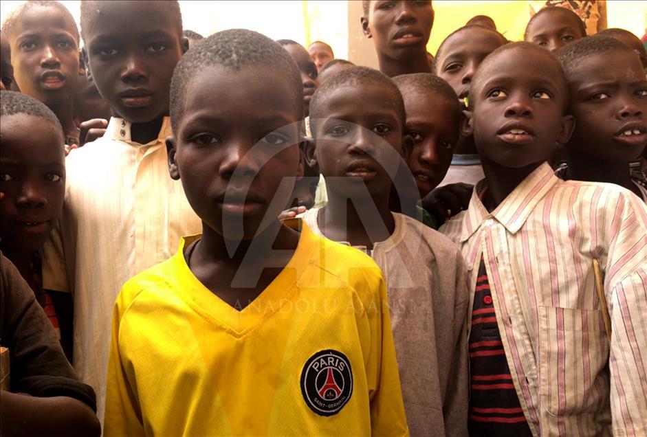 Batı Afrika'nın en büyük hafızlık okullarından Koki Enstitüsü ayakta kalmaya çalışıyor