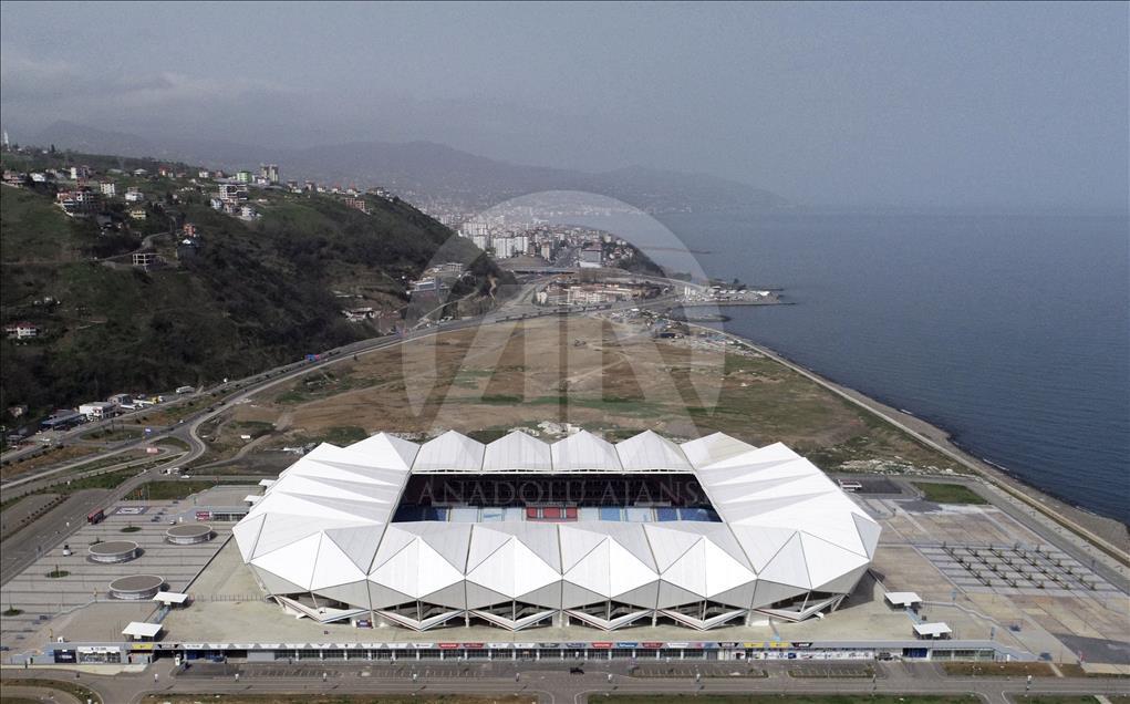 Şenol Güneş Spor Kompleksi Stadyumu