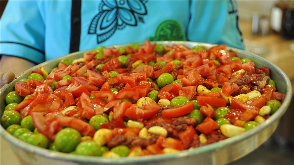 İlkbahar lezzetleri "yenidünya kebabı ve erik tava" sofralarda