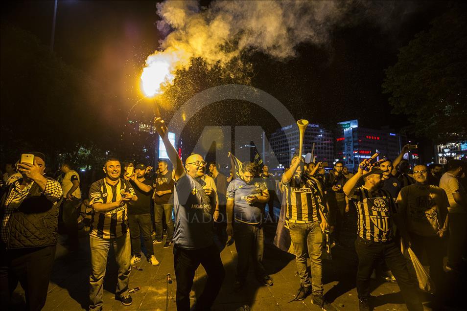 Ankaragüçlü taraftarların Süper Lig sevinci