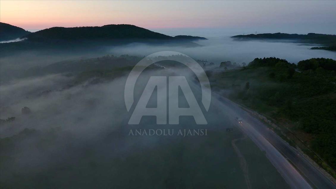 El paisaje de neblina que cubre el oeste del Mar Negro