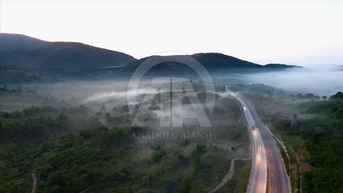 El paisaje de neblina que cubre el oeste del Mar Negro