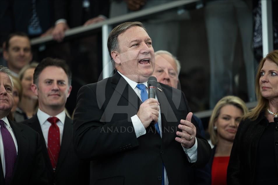 ABD Dışişleri Bakanı Mike Pompeo, bakanlık çalışanları ile buluştu