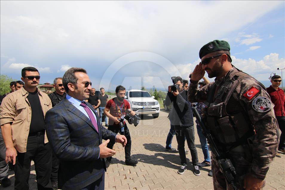 Dualarla Afrin'e uğurlanan PÖH'ler birliklerine döndü