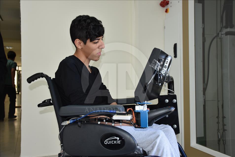 ایجاد صندلی چرخدار موتوری توسط دانشمندان دانشگاه فنی خاورمیانه