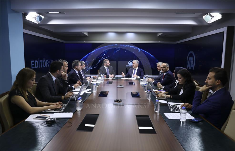 Ulaştırma, Denizcilik ve Haberleşme Bakanı Arslan, AA Editör Masası'nda