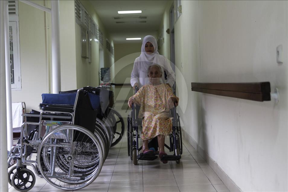 Rumah susun untuk orang lanjut usia