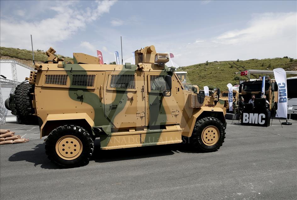В Турции презентован беспилотный бронетранспортер AMAZON
