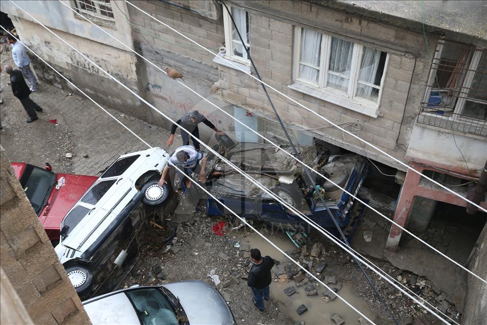 Birecik'te selin izleri siliniyor