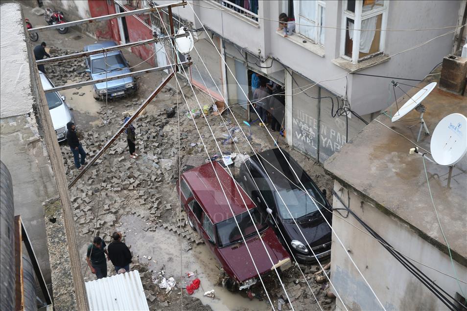 Birecik'te selin izleri siliniyor