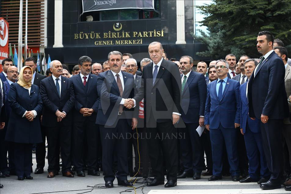 Cumhurbaşkanı Erdoğan, Büyük Birlik Partisi’ni ziyaret etti