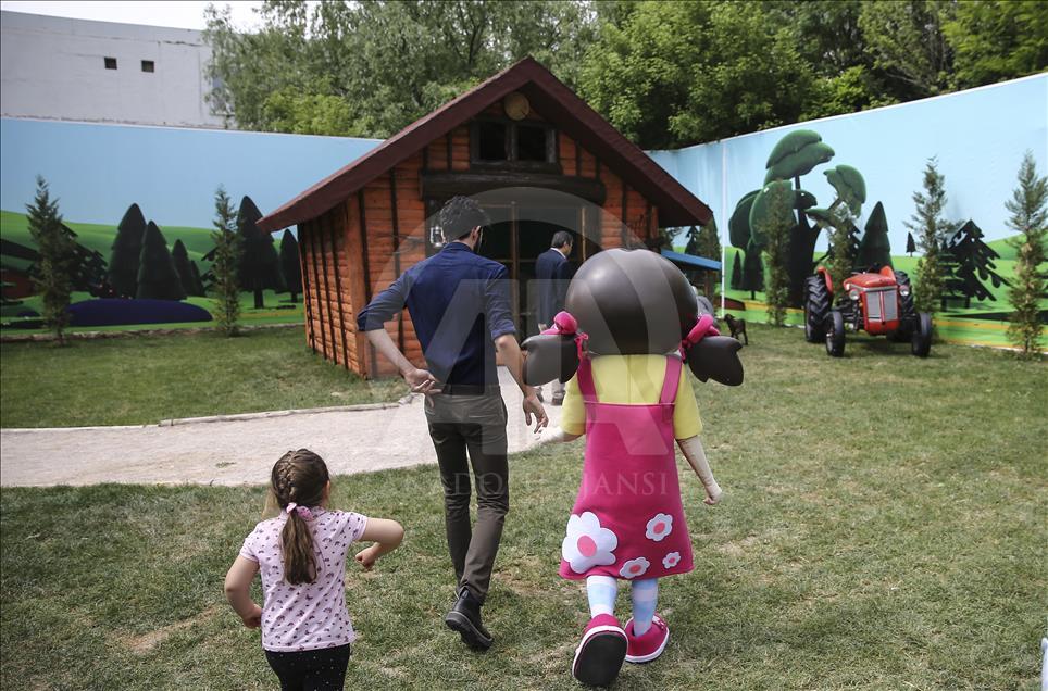 Niloya Köyü'nün kapıları çocuklara açıldı