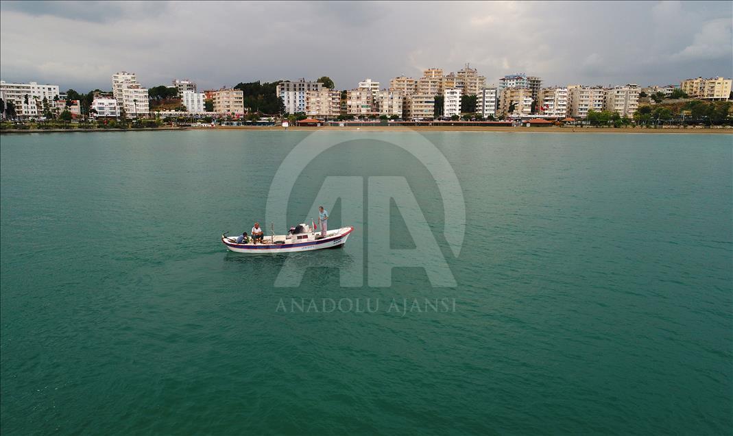 Yumurtalık ilçesinden liman manzarası