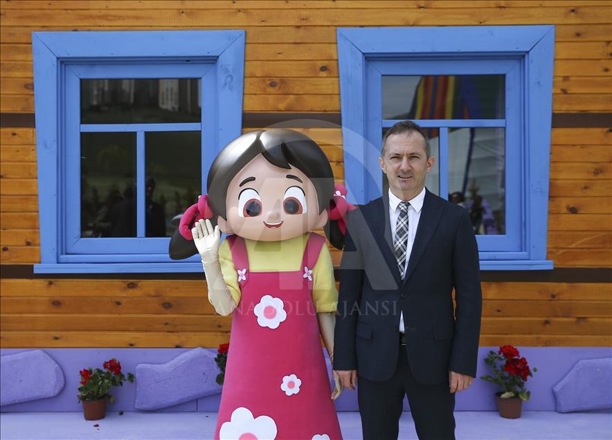 Niloya Köyü'nün kapıları çocuklara açıldı