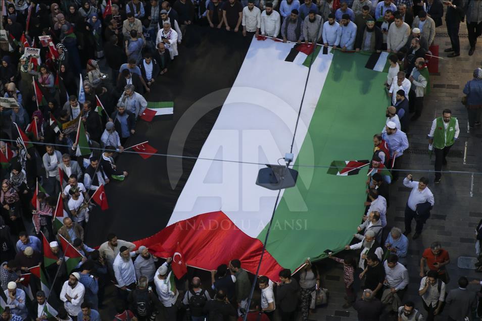 ABD'nin Tel Aviv Büyükelçiliğini Kudüs'e taşımasına tepki