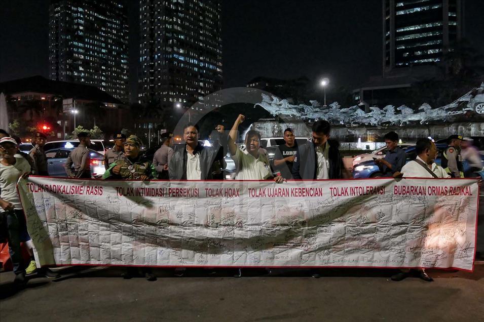 Oración por los ataques terroristas en Surabaya y Mako Brimob, en Indonesia