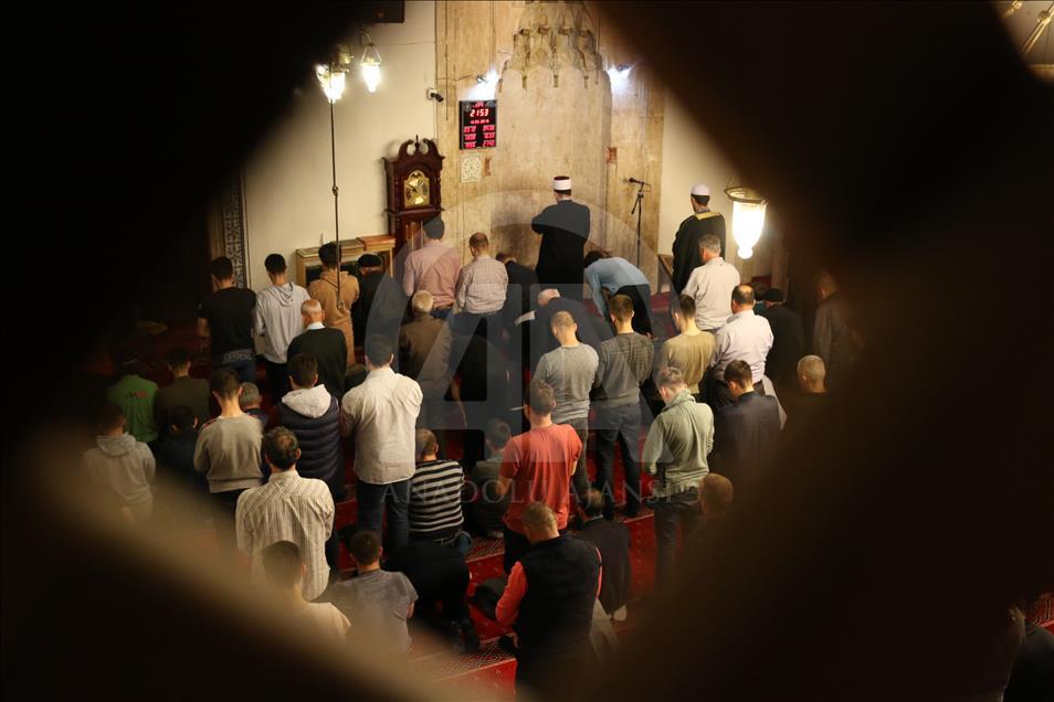 Falja e namazit të teravisë së parë në prag të muajit të shenjtë të Ramazanit në Prishtinë 
