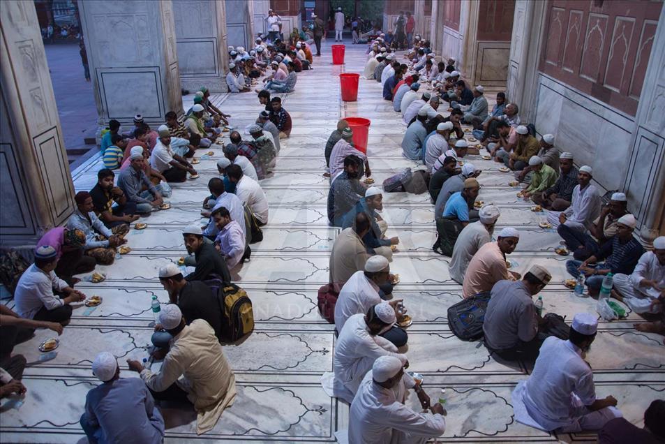 Así se vivió el primer día del Ramadán en la India