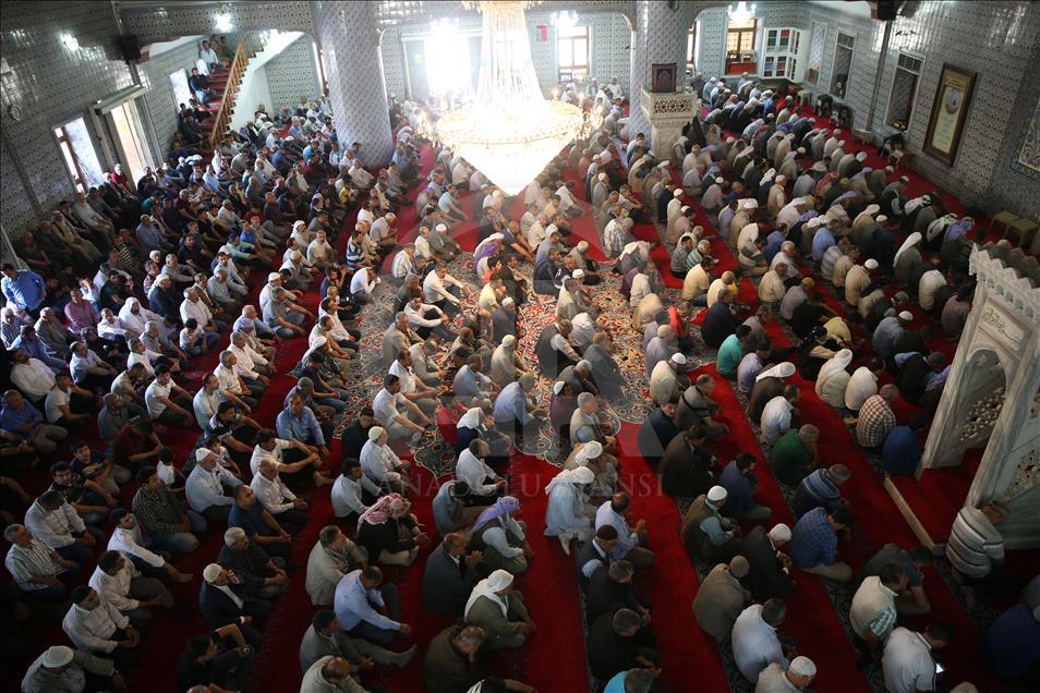 Ramazanın ilk cuma namazı