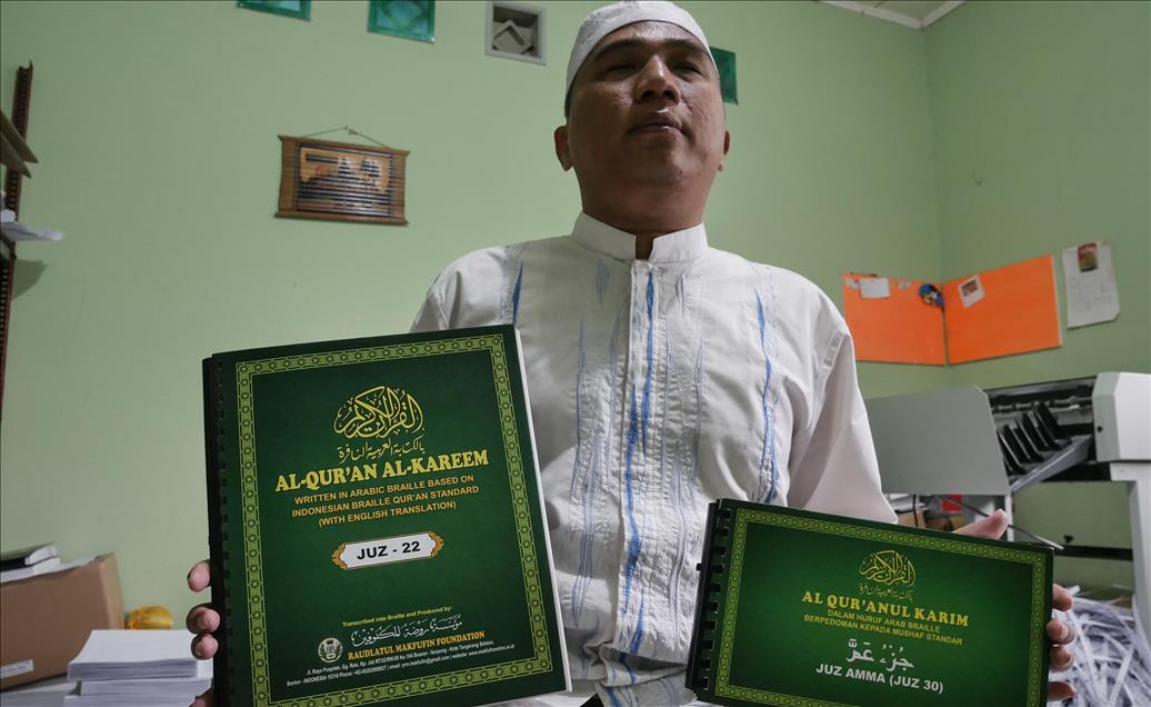 Endonezya'da görme engelliler için Kuran-ı Kerim basıldı