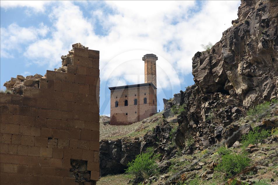 Las ruinas de la ciudad medieval Ani
