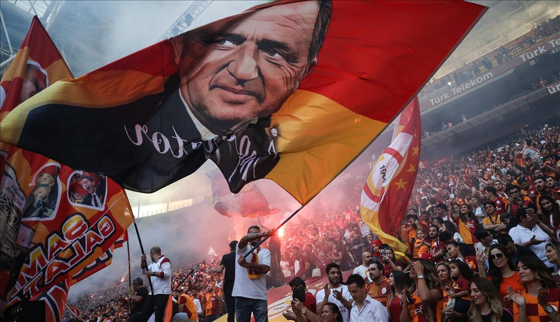 Galatasaray’da şampiyonluk kutlanıyor