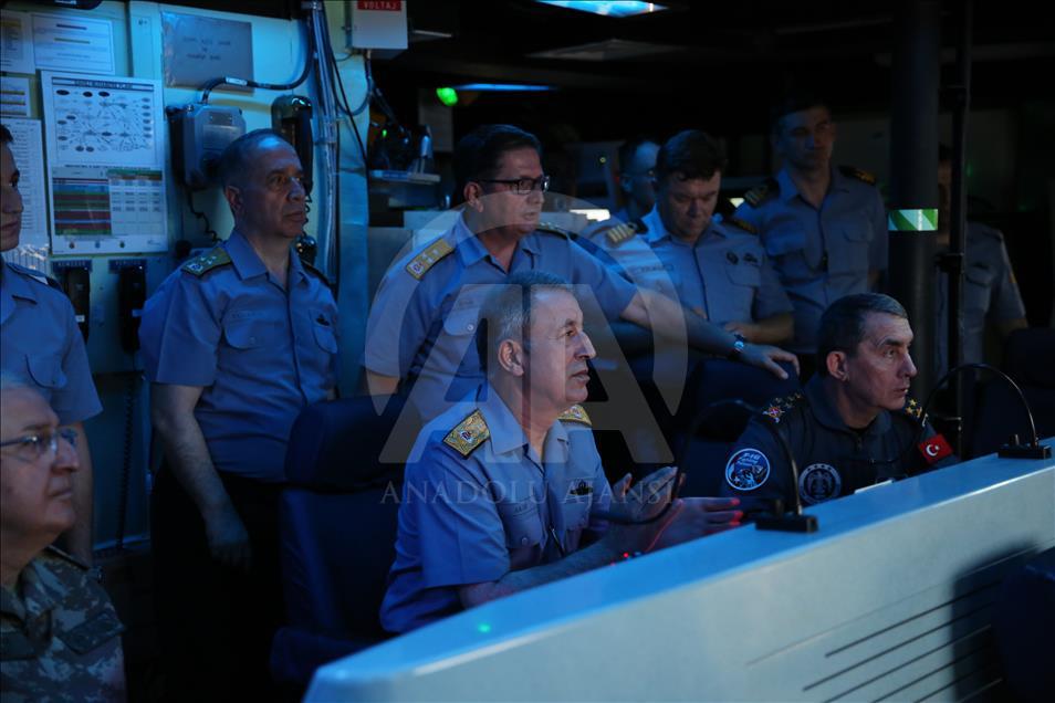 Komutanlar "Beyaz Fırtına" tatbikatında