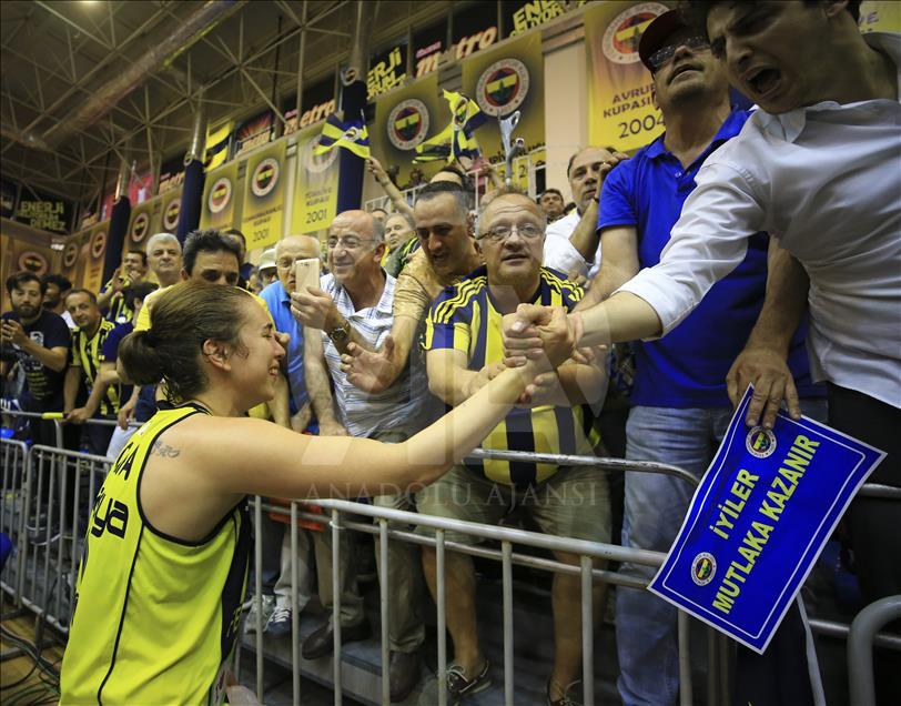 Bilyoner.com Kadınlar Basketbol Ligi'nde şampiyon Fenerbahçe