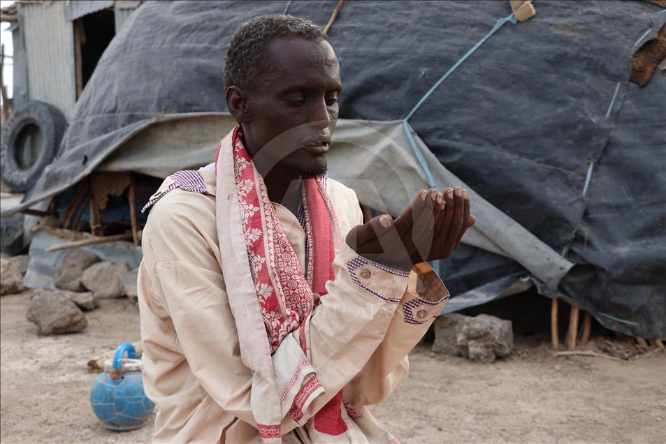 Etiyopyalı Muhammed’in bu ramazan da duası bir damla su