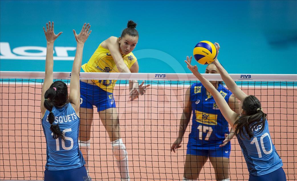 Argentina vs Brasil en el Volleyball Nations League de la FIVB, en Turquía