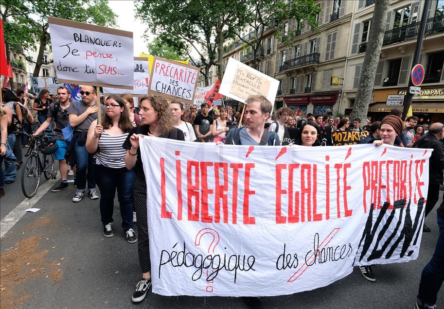 Французы протестуют против политики Макрона 