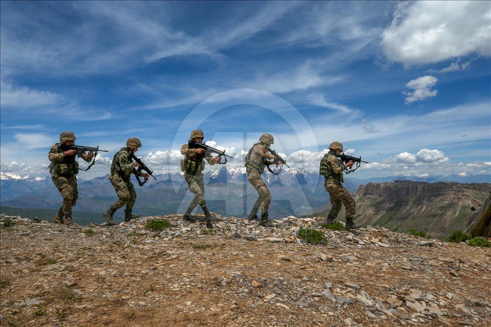 Terörden temizlenen Irak'ın kuzeyindeki topraklar Mehmetçik'e emanet