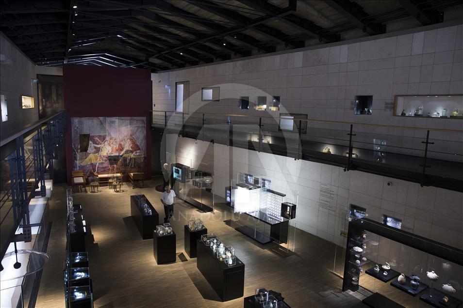 İmparator kuzenlerin altın sikkesi müzenin ilgi odağı