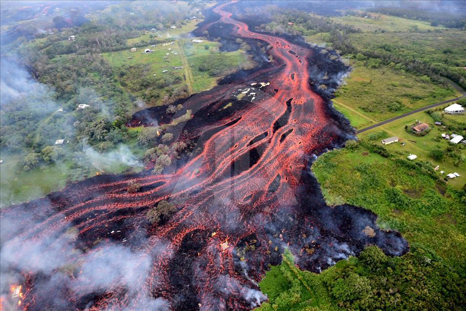 فوران آتشفشان کیلاویا در آمریکا
