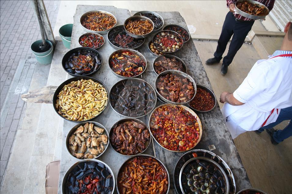 Şanlıurfa'da iftar yemekleri fırıncılara emanet