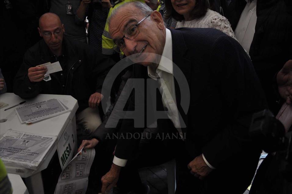 Así votaron los candidatos a la presidencia de Colombia