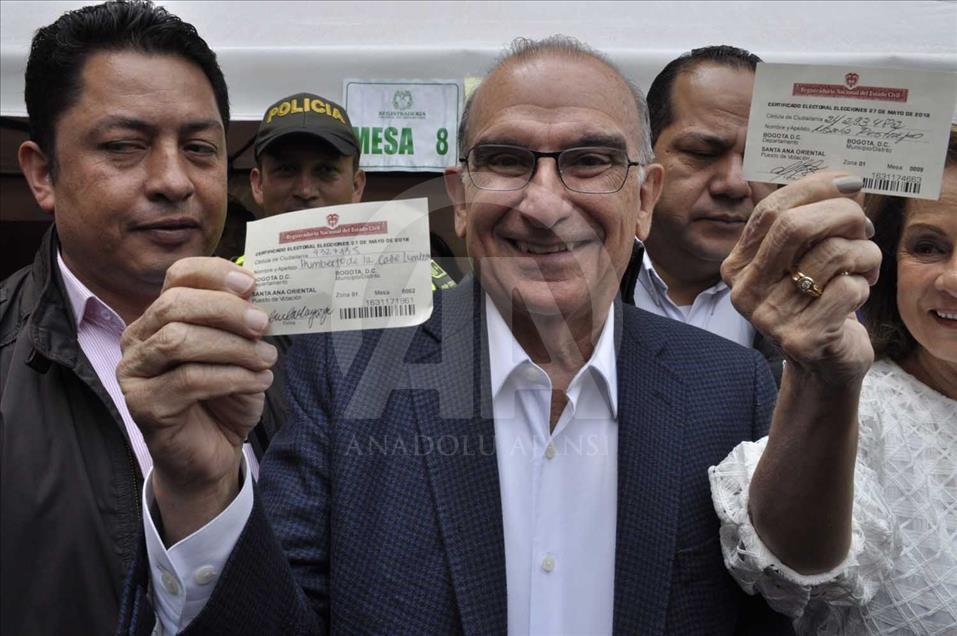 Así votaron los candidatos a la presidencia de Colombia