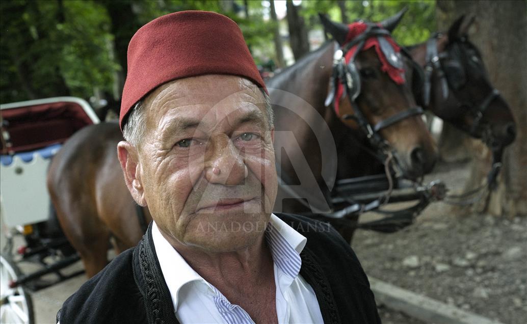 Saraybosnalı ailenin bir asırlık fayton geleneği