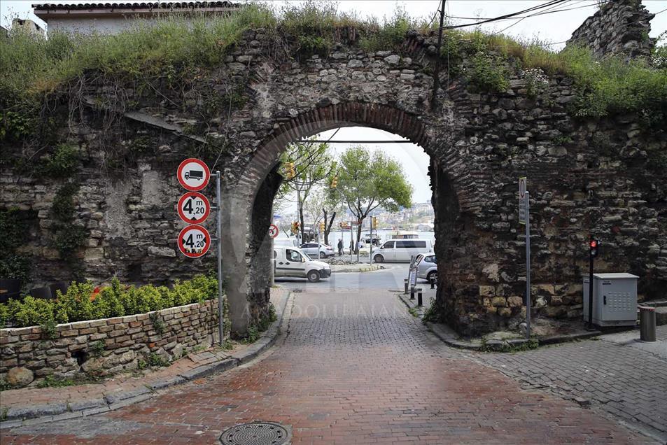 Las puertas de la muralla de Constantinopla