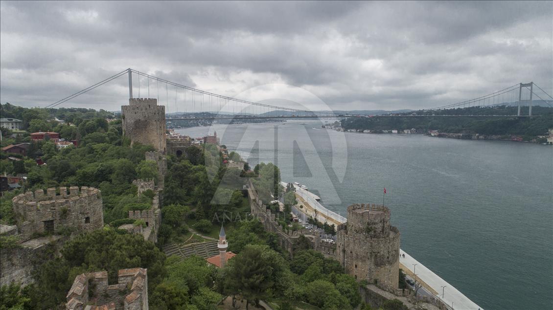 Fatih'in divanhanesi akustiğiyle şaşırtıyor