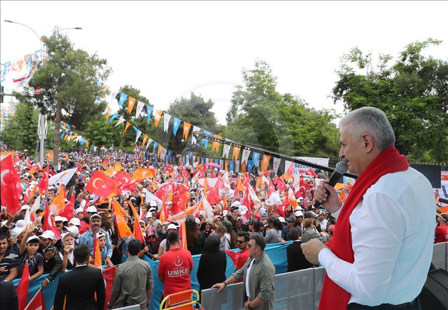 Başbakan ve AK Parti Genel Başkanvekili Yıldırım, Siirt'te