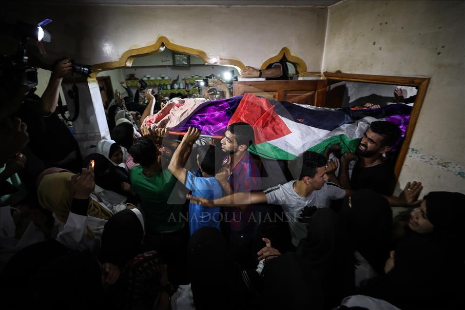 Funeral of Gazan paramedic killed on Gaza border