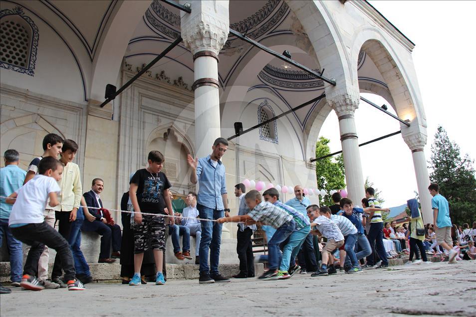 Во Скопје се организираше специјална ифтарска програма за деца