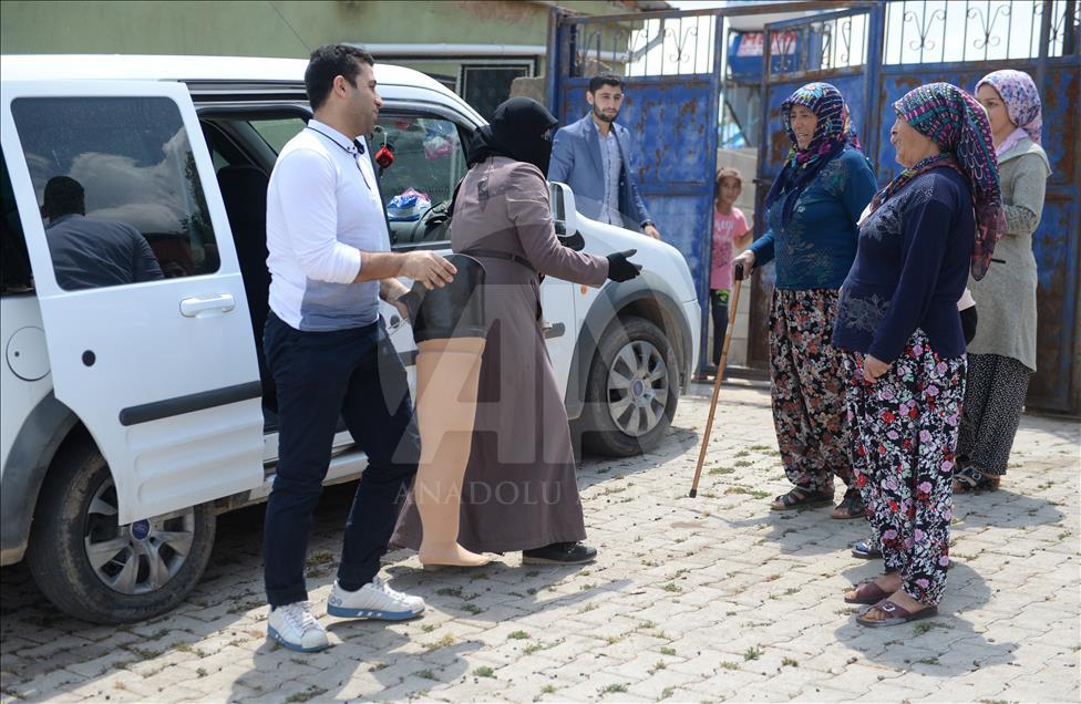 Suriyeli doktor çiftten Kilisli Zeynep'e dostluk eli